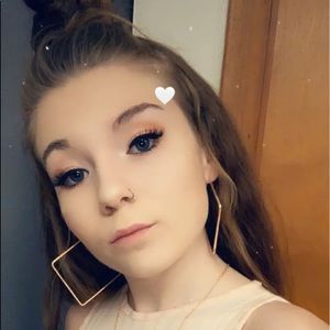 Meet your Posher, Jacie